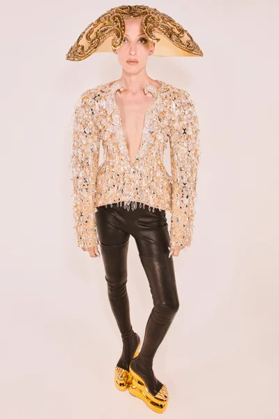 Look 12